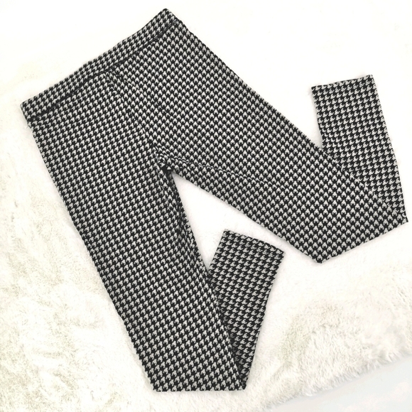 Pink by Victoria's Secret Women's M Exercise Pants - Picture 2 of 8